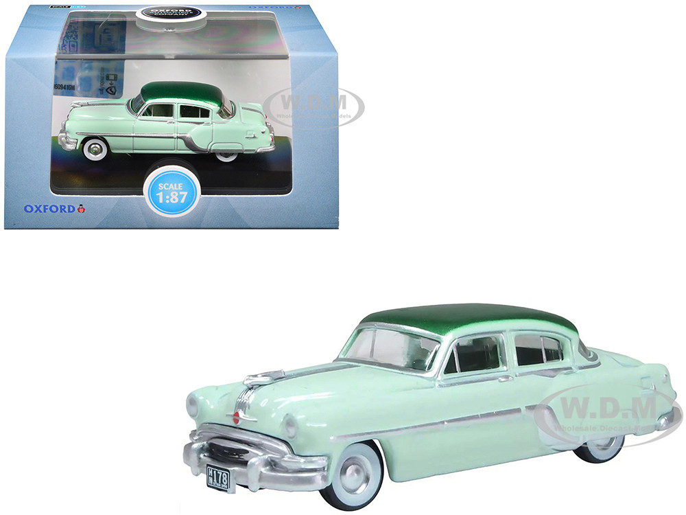 1954 Pontiac Chieftain 4 Door Shannon Green with Brookmere Green Top 1/87 (HO) Scale Diecast Model Car by Oxford Diecast diecast model