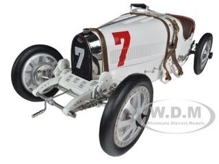 Bugatti T 35 TYPE 35 Grand Prix National Color Project Poland 1/18 Diecast Model Car by CMC diecast model