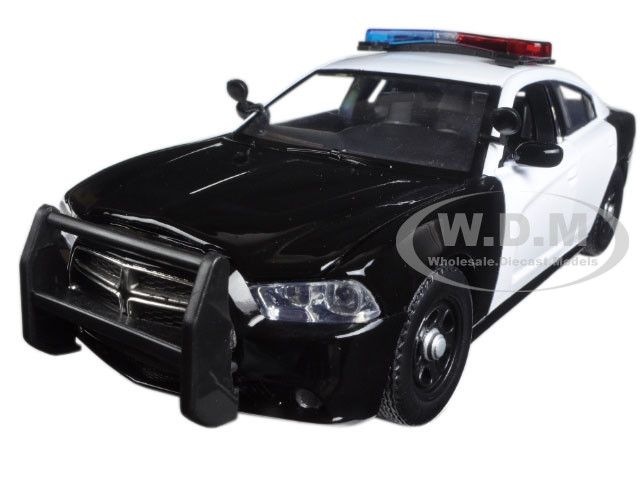 2011 Dodge Charger Pursuit Police Car Black and White with Flashing Light Bar, Front and Rear Lights and 2 Sounds 1/24 Diecast Model Car by Motormax diecast model