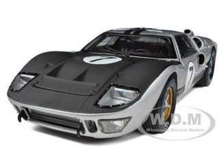 1966 Ford GT-40 MK II #7 Silver 1/18 Diecast Model Car by Shelby Collectibles diecast model