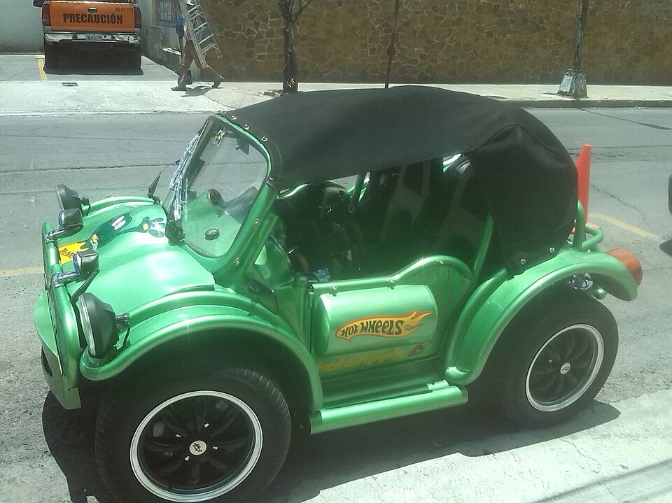 Hotwheels (lateral), a model car by Hot Wheels