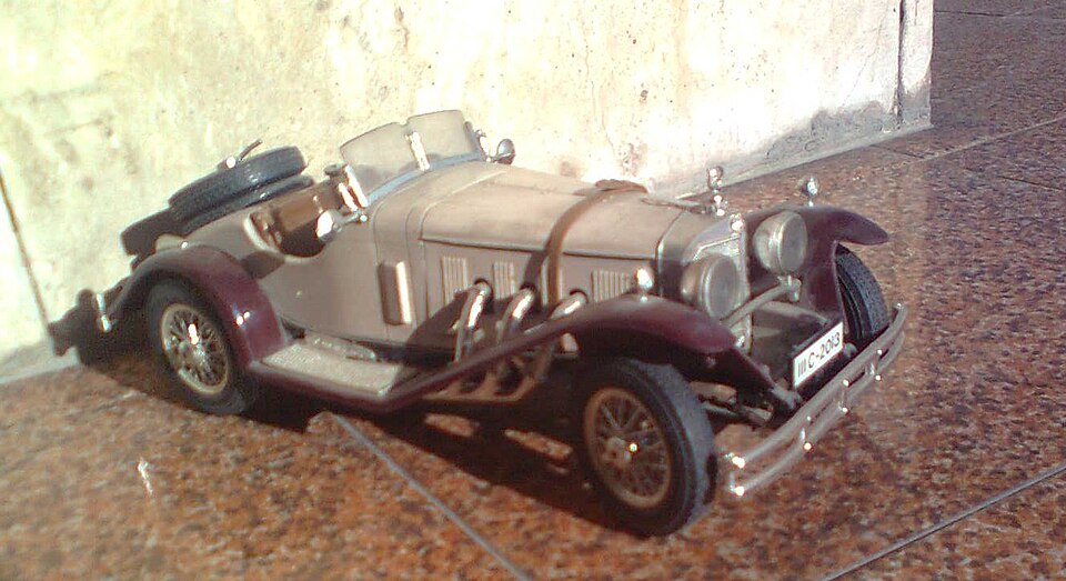 Mercedes ssk (eskalan), a model car by Bburago
