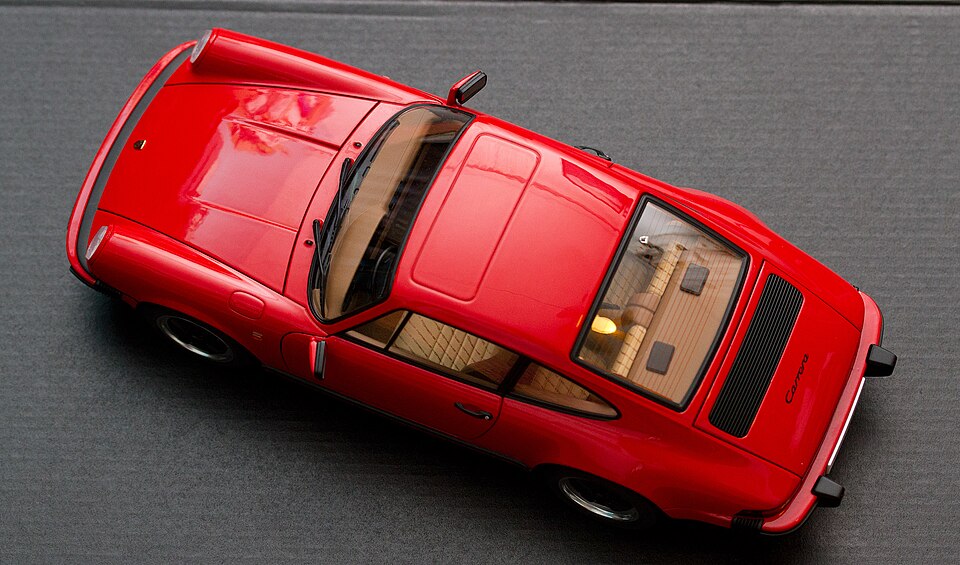 Porsche 911 (8232633411), a model car by AUTOart