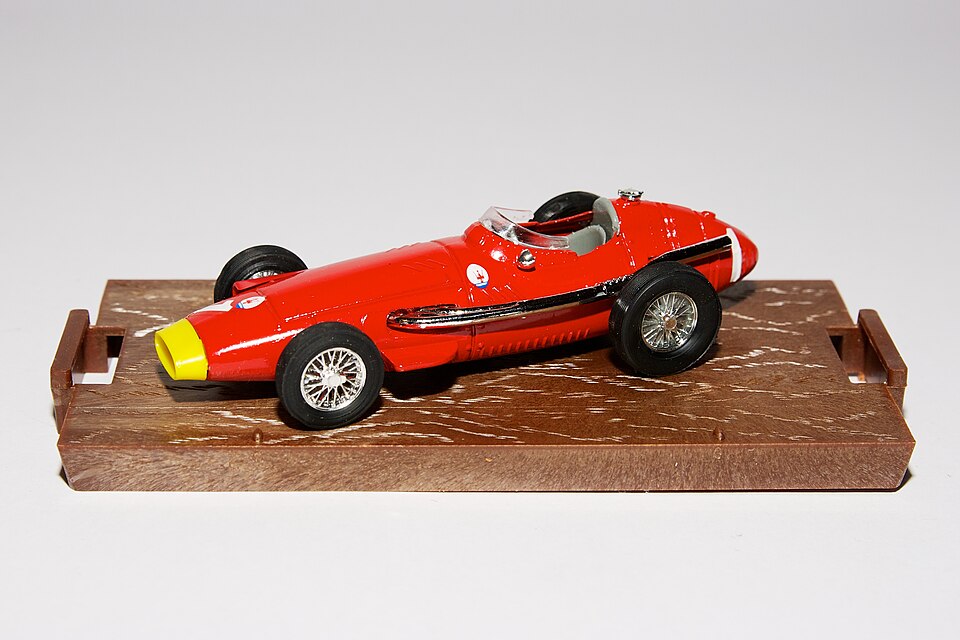 Maserati 250F 1957 Brumm ORO R92 (6890768957), a model car by Brumm