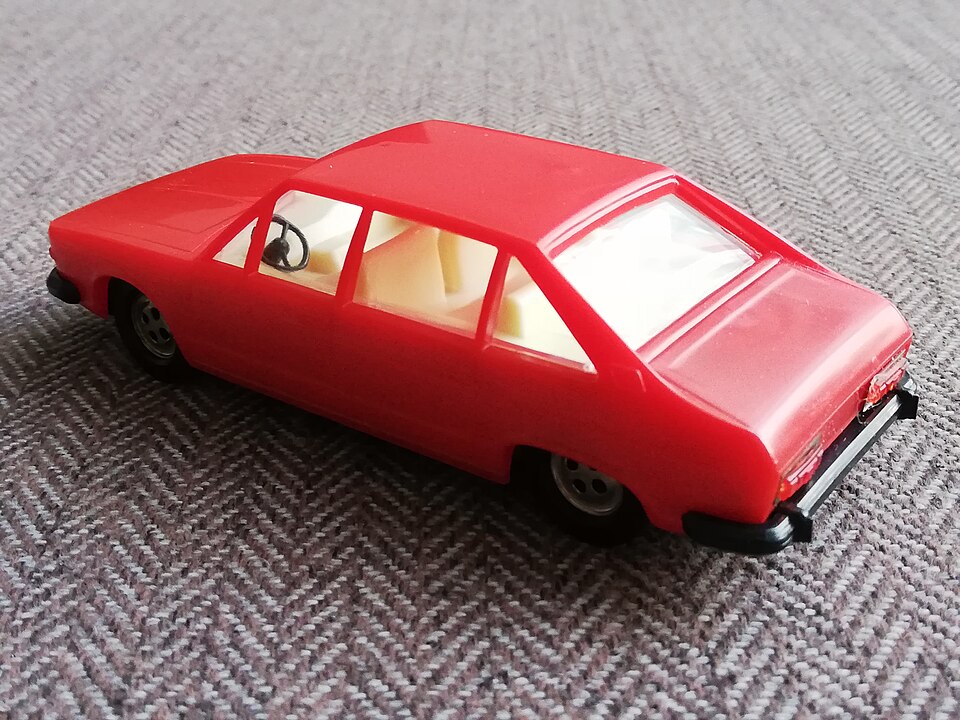 Kaden Miniauto Tatra 613, a model car by KDN