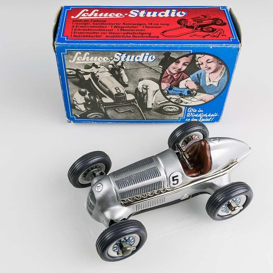 Schuco Studio 1050 Mercedes Grand Prix 1936-92548, a model car by Schuco