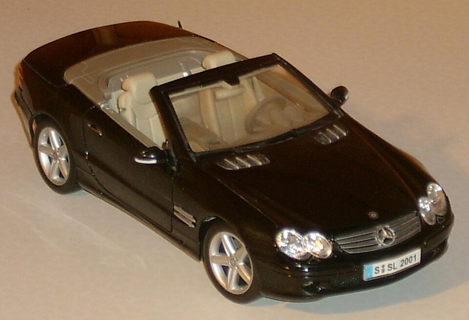 Maisto Mercedes-Benz SL-Klasse, a model car by Maisto