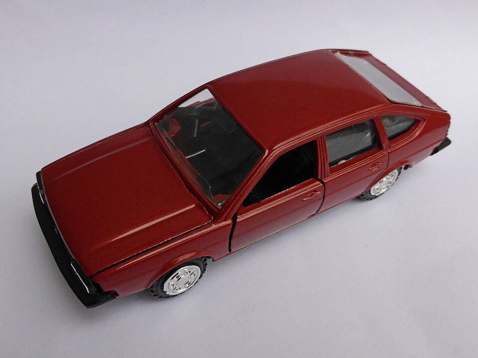 Conrad VW Passat Schraegheck, a model car by Conrad
