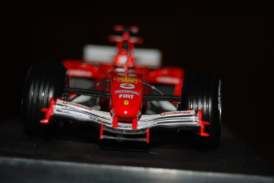 Ferrari F2005 F1055, a model car by Hot Wheels
