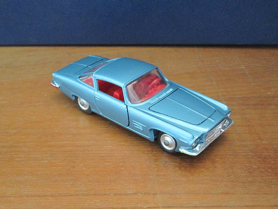 Corgi Ghia L6.4, a model car by Corgi toys