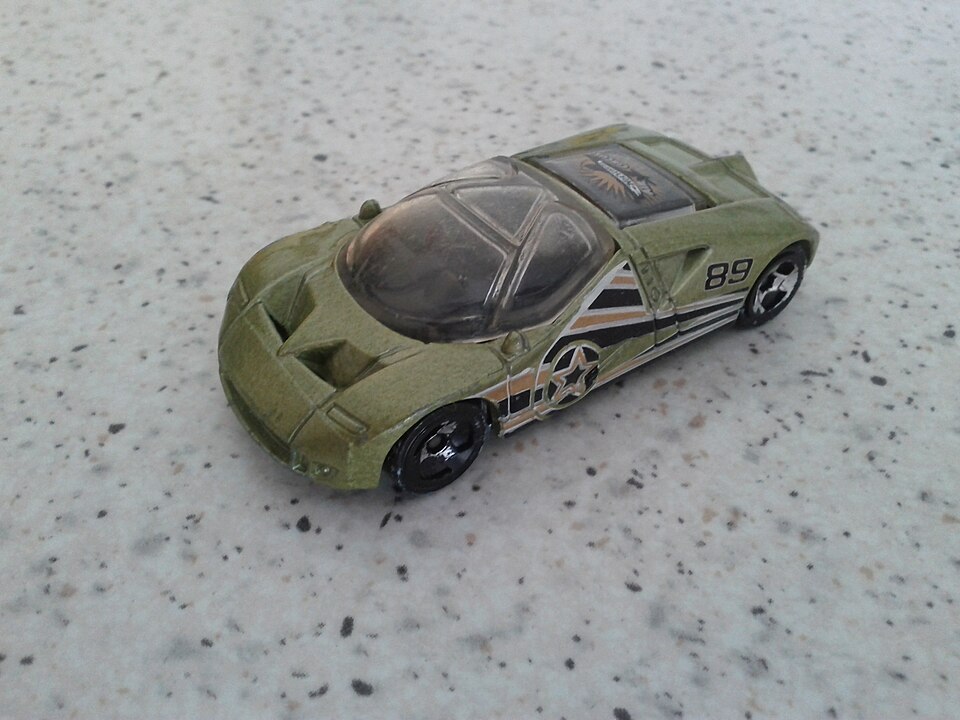 Ford GT-90. 1997 by Mattel inc., a model car by Hot Wheels
