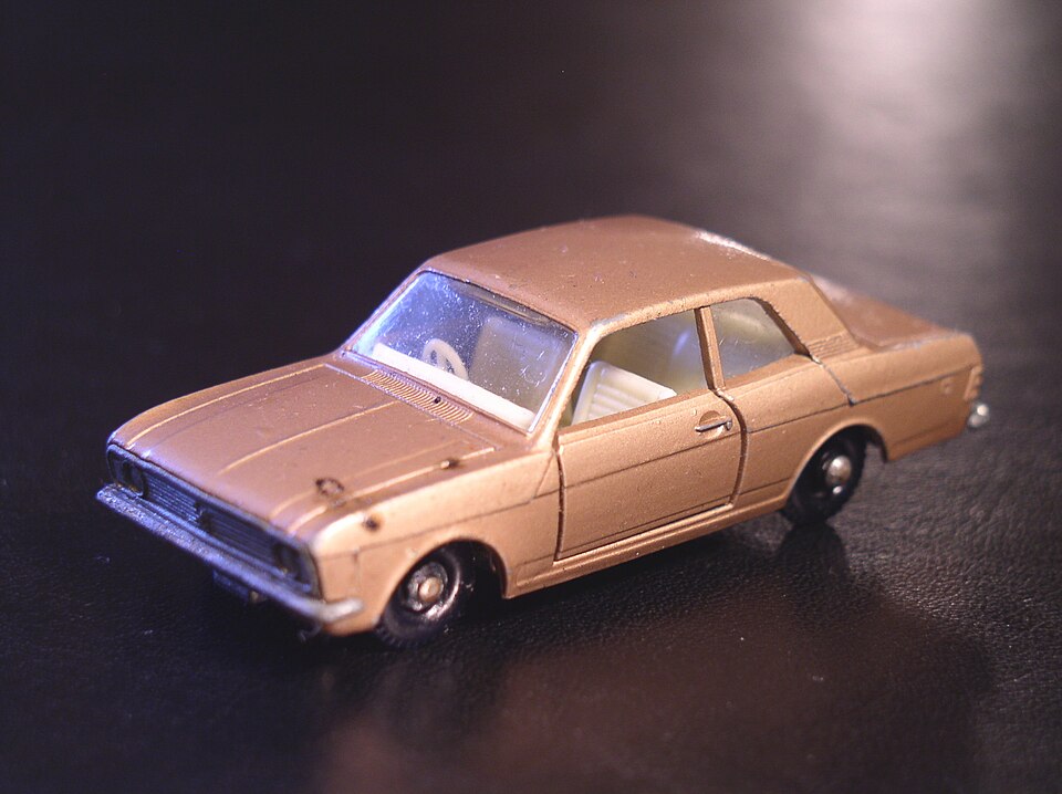Matchbox No. 25 1960s Ford Cortina, a model car by Matchbox