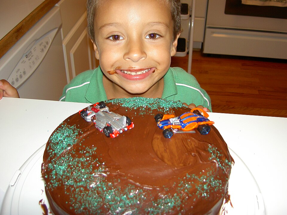Home made Hot Wheels cake, a model car by Hot Wheels