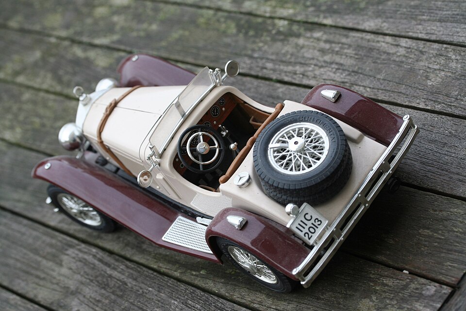 Mercedes Bburago, a model car by Bburago