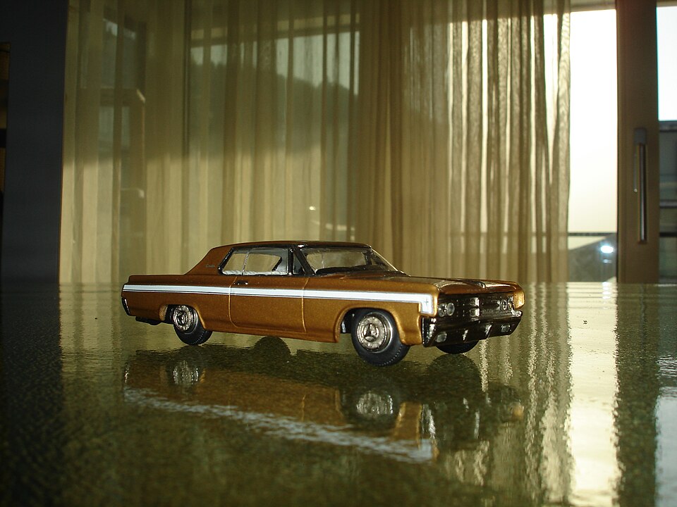 Me-Mod43 1964 Oldsmobile Starfire DSC04642, a model car by Me-Mod