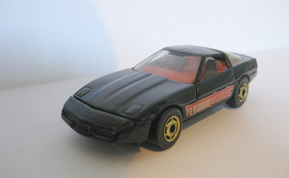 Chevrolet Corvette (14829273915), a model car by Hot Wheels