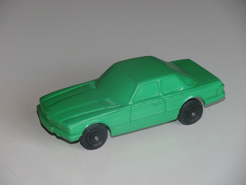Galanite Mercedes-Benz 350 SLC, a model car by Galanite