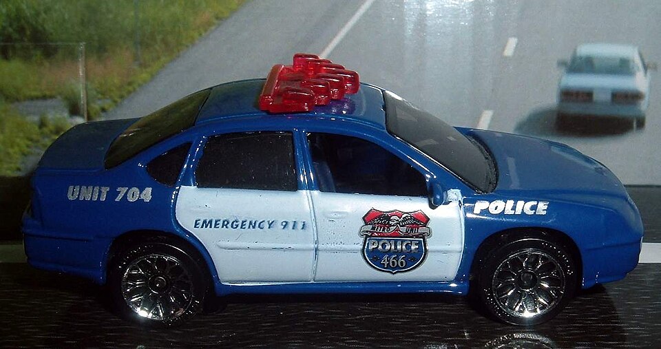 S049 Chevrolet Impala 2000 - USA Police generic (emergency 911) (2236761275), a model car by Matchbox