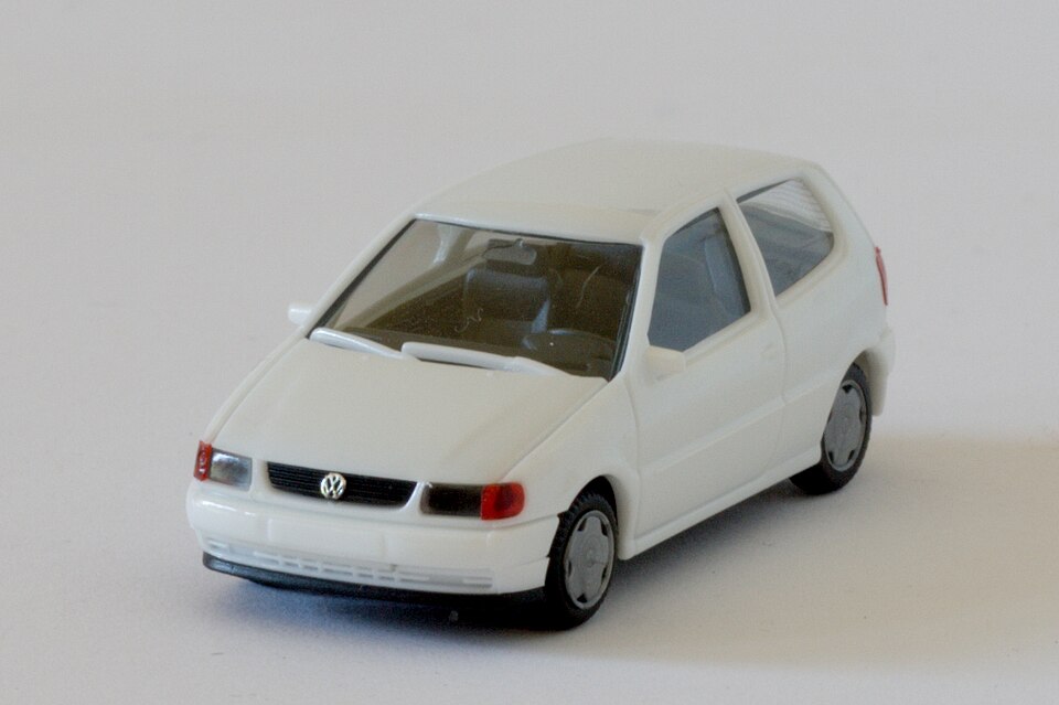 VW Polo 6N 3-türig (4691135580), a model car by Herpa