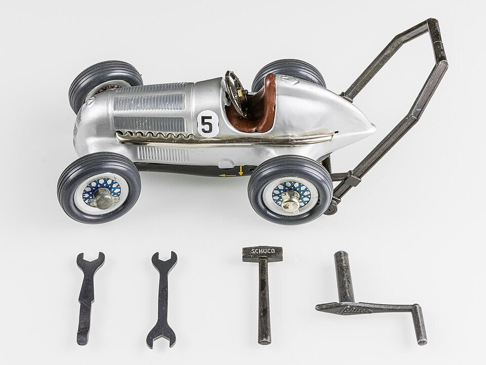 Schuco Studio 1050 Mercedes Grand Prix 1936-92536, a model car by Schuco