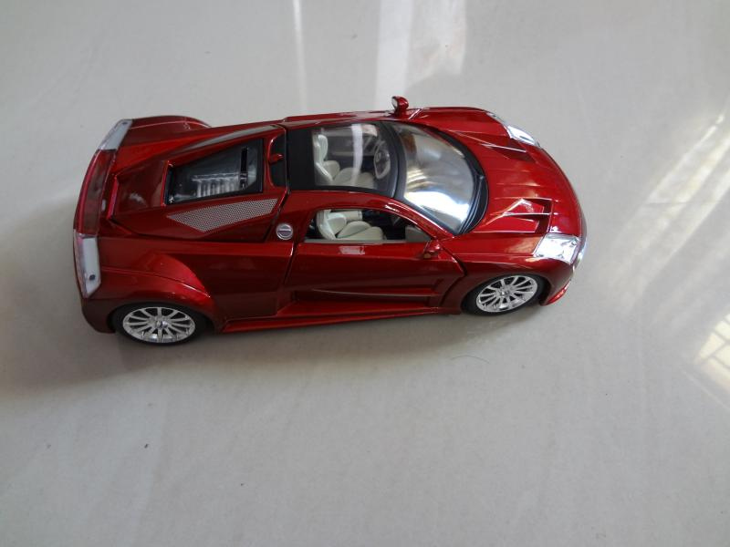 Toy car, a model car by Maisto
