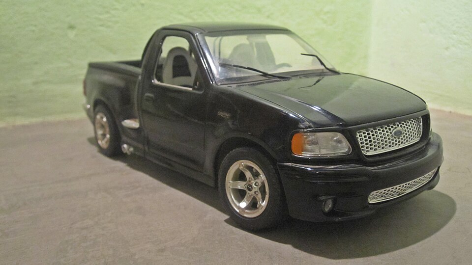Ford F150 SVT model car, a model car by Bburago