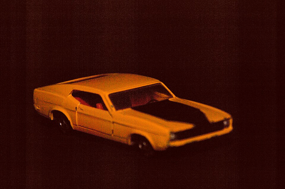 Siku-Modell Fort T5 Mustang Mach V 330, a model car by Siku
