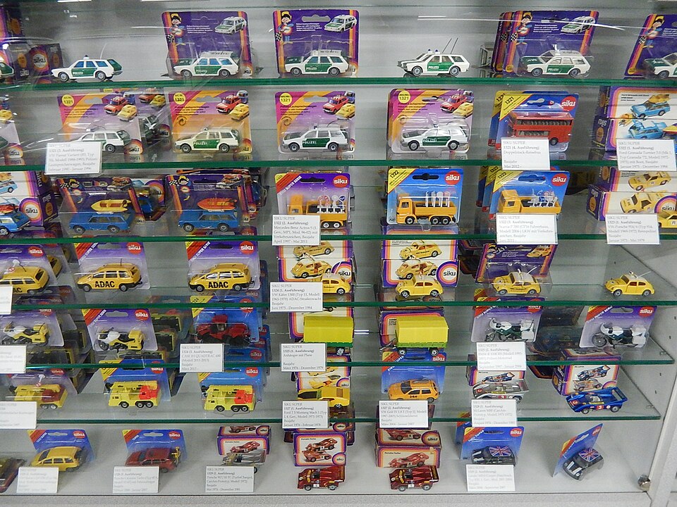 Sikumodelle der Siku Super Serie, a model car by Siku