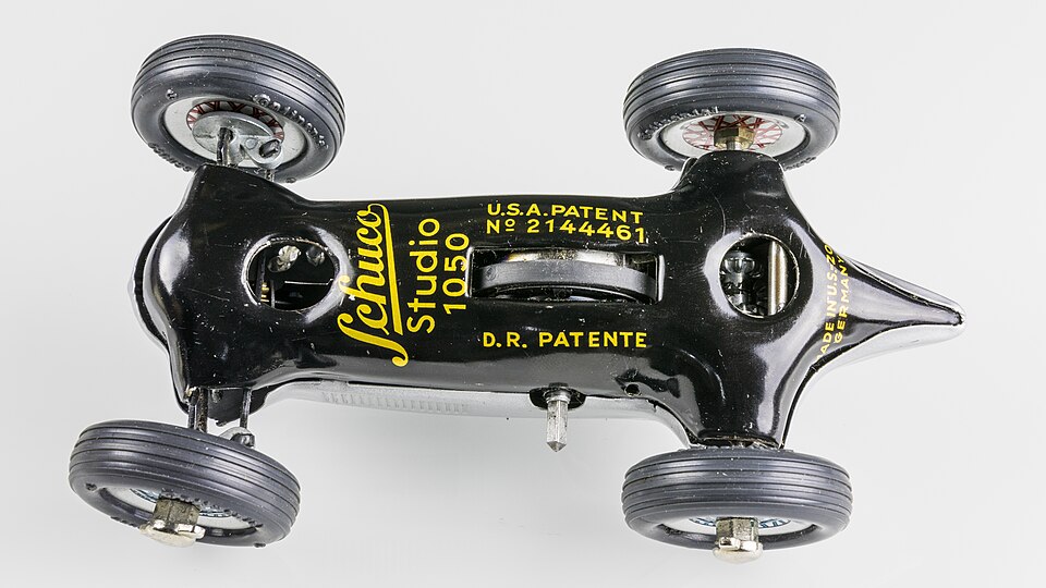 Schuco Studio 1050 Mercedes Grand Prix 1936-92543, a model car by Schuco