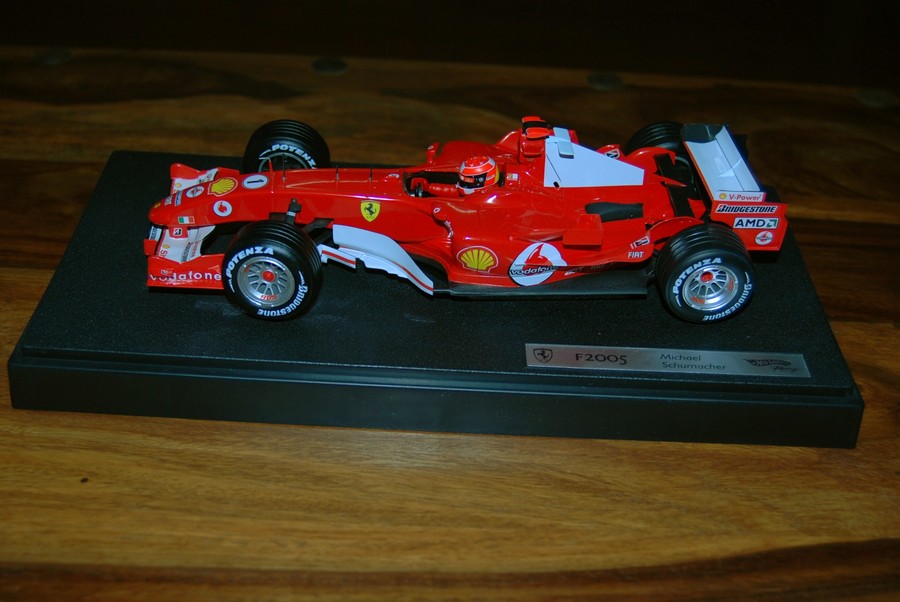 Ferrari F2005 F1054, a model car by Hot Wheels