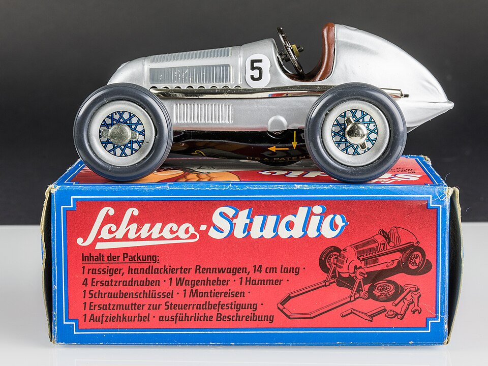 Schuco Studio 1050 Mercedes Grand Prix 1936-92550, a model car by Schuco