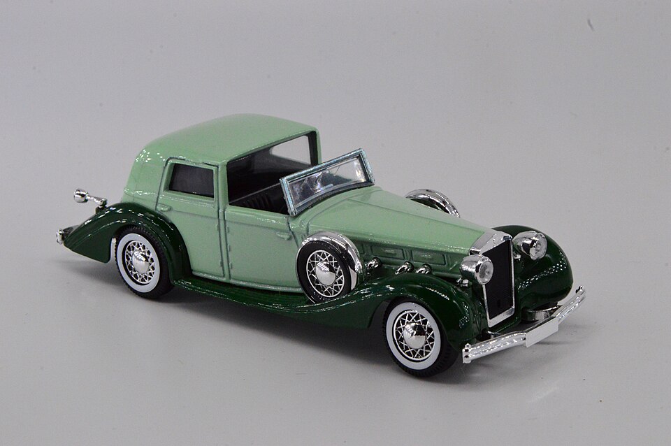 Delage Coupé de ville 1938 + Solido, a model car by Solido