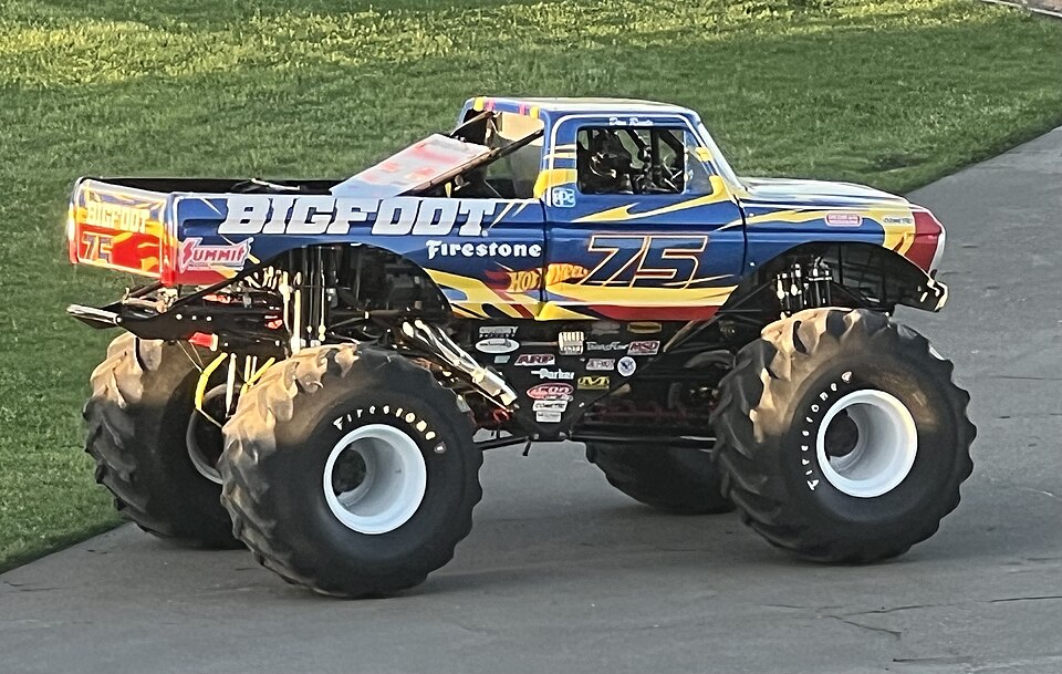 Bigfoot Monster Truck Hot Wheels Monster Trucks Live, a model car by Hot Wheels
