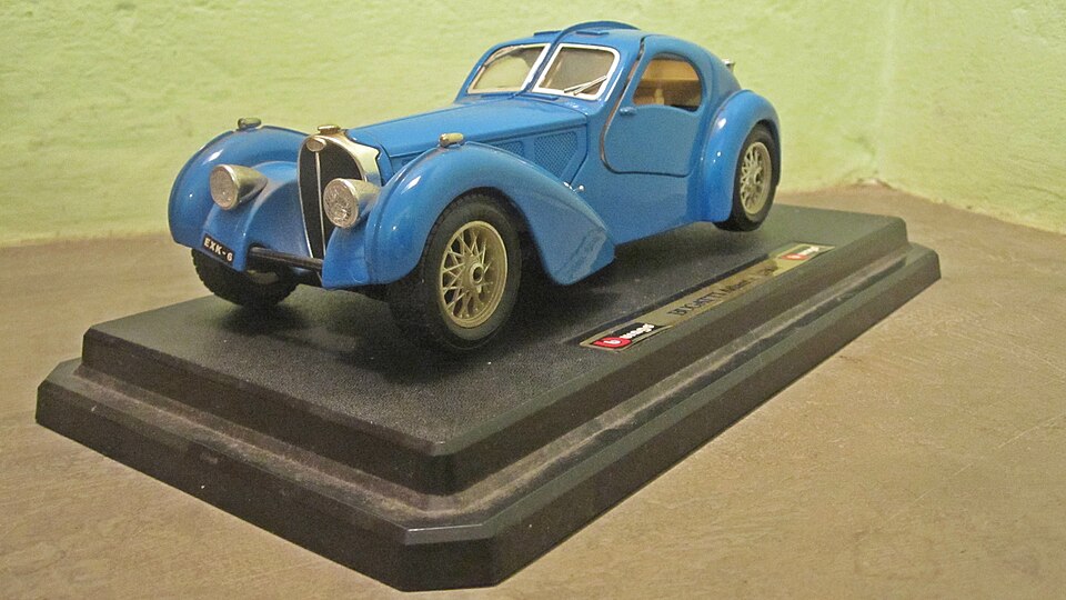 Bugatti Atlantic model car, a model car by Bburago
