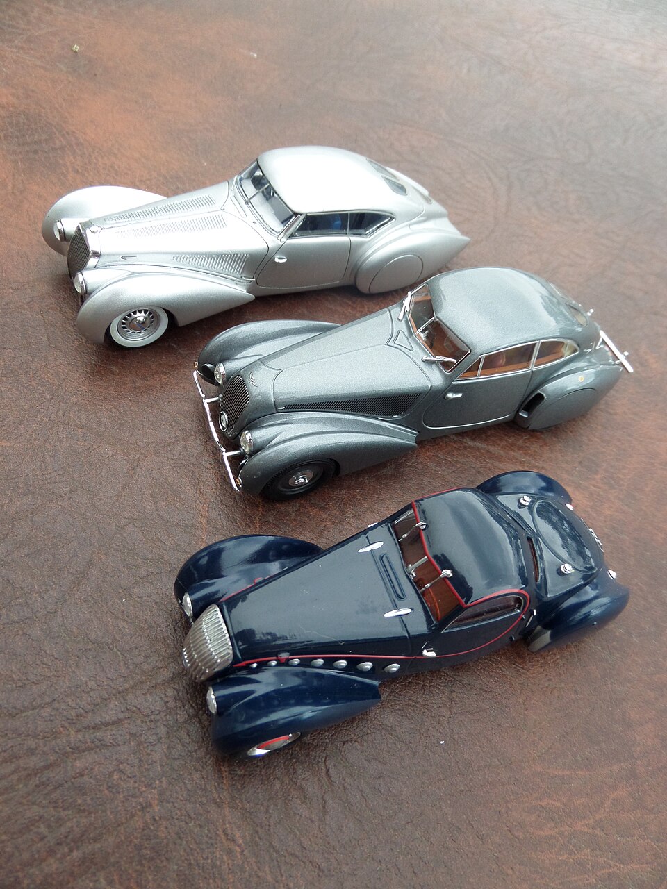 3 Pourtout designs from the late 1930s- Bentley 4 1-4 litre Embiricos, Peugeot 302-402 Darl'Mat coupe & Delage D8-120S Aero Coupe (11732524835), a model car by Minichamps