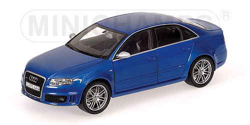 AUDI RS4 – 2006 – BLUE METALLIC 1:18 model