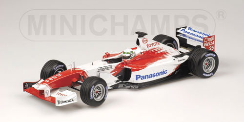 TOYOTA TF 102 A.MCNISH 2002 1:18 model