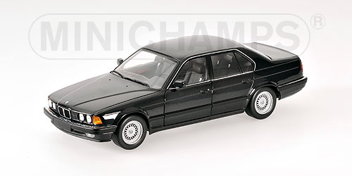 BMW 730I (E32) – 1986 – BLACK METALLIC (DIAMANTSCHWARZ METALLIC) 1:18 model
