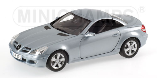 MERCEDES-BENZ SLK-CLASS – WITH MOVABLE ROOF – 2004 – SILVERBLUE METALLIC 1:18 model