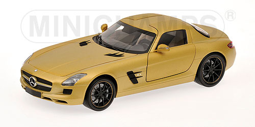 MERCEDES-BENZ SLS AMG – 2010 – GOLD 1:18 model