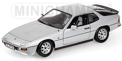 PORSCHE 924 – 1985 – SILVER 1:18 model