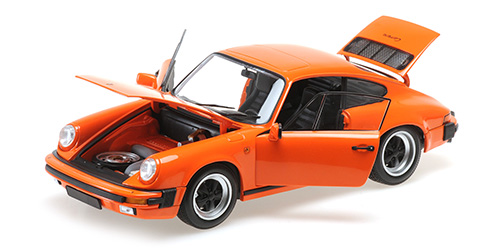 PORSCHE 911 CARRERA COUPE 3.2 – 1983 – ORANGE 1:18 model