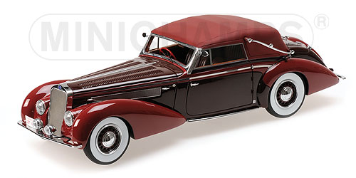 DELAGE D8-120 CABRIOLET – 1939 – RED/DARK RED L.E. 1002 pcs. 1:18 model