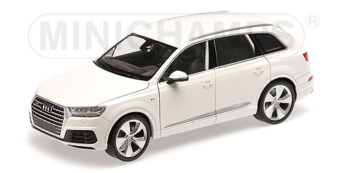 AUDI Q7 – 2015 – WHITE (6 OPENINGS) L.E. 300 pcs. 1:18 model