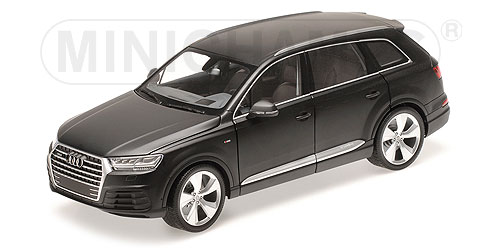 AUDI Q7 – 2015 – MATT BLACK (6 OPENINGS) L.E. 300 pcs. 1:18 model