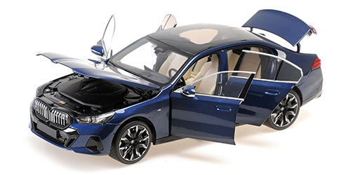 BMW i5 – 2023 – BLUE METALLIC 1:18 model