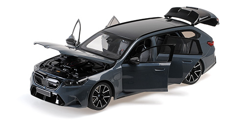 BMW M5 TOURING – 2024 – GREY METALLIC 1:18 model