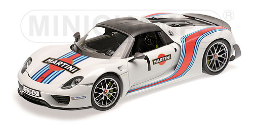 PORSCHE 918 SPYDER – 2013 – W/ WEISSACH PACKAGE ‘MARTINI’ L.E. 1500 pcs. 1:18 model