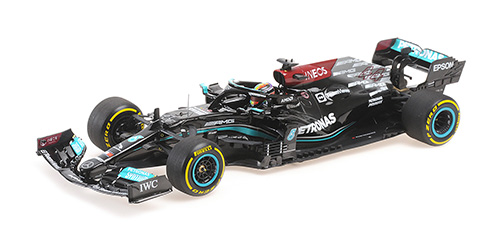 MERCEDES-AMG PETRONAS FORMULA ONE TEAM W12 E PERFORMANCE – LEWIS HAMILTON – WINNER QATAR GP 2021 1:18 model