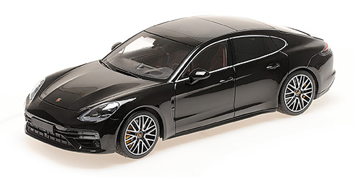 PORSCHE PANAMERA TURBO S – 2020 – BLACK METALLIC 1:18 model